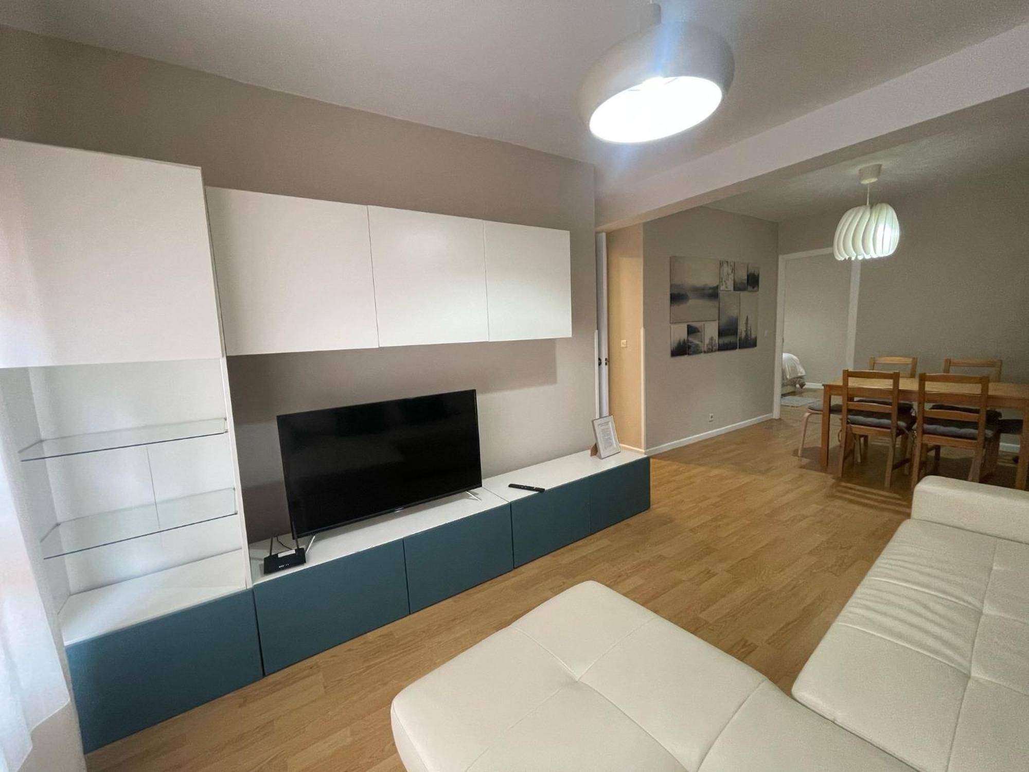 Enol Apartment